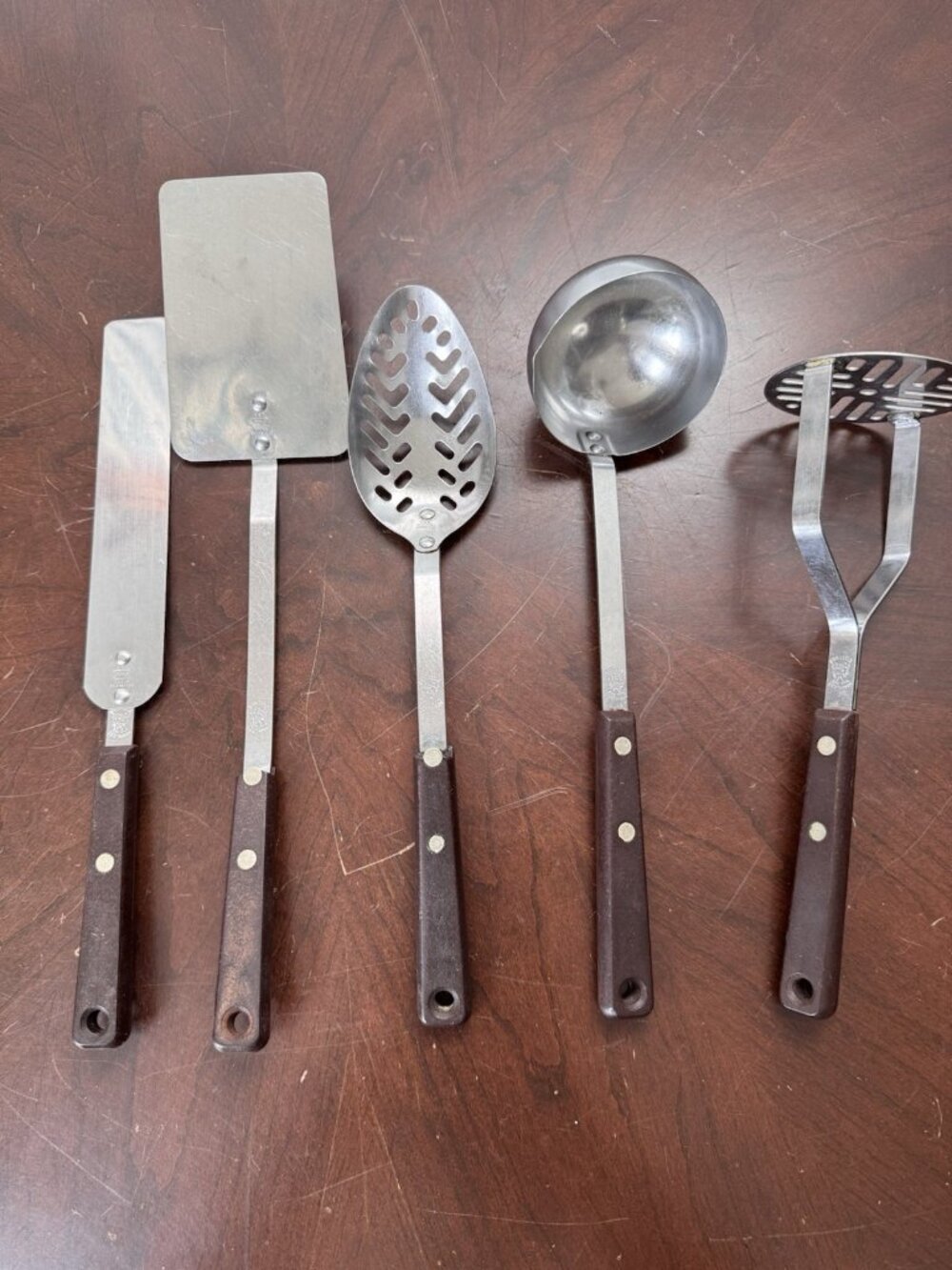Vintage Ekco Forge 5 Pc Stainless Utensil Set Brown Riveted Handle USA